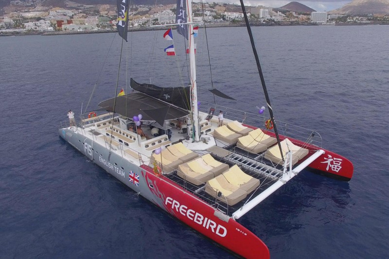 Freebird - Catamarán en Tenerife